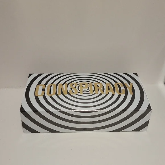 Jeffree Star Conspiracy Eyeshadow Palette - Picture 1 of 4